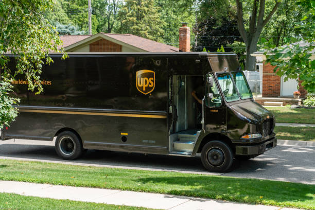 UPS超大件准、超长件、超重件收费标准和旺季附加费有哪些？